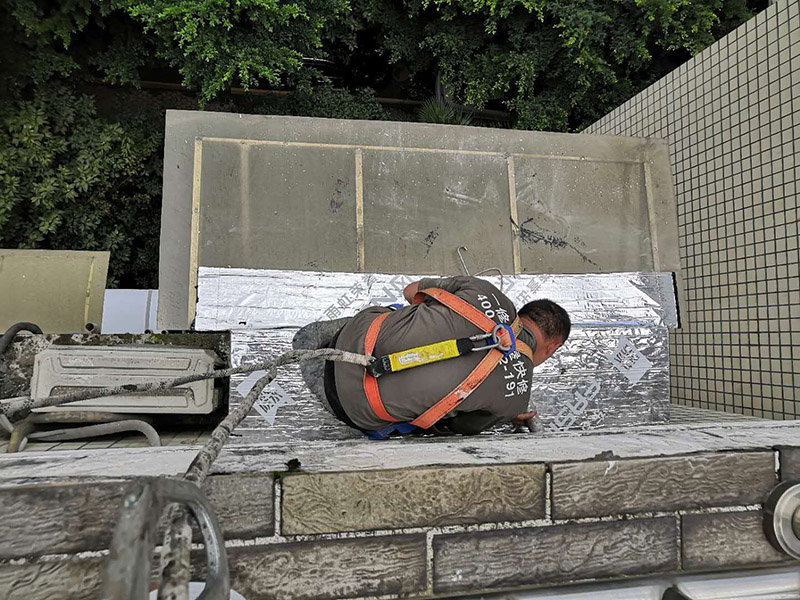 暴雨過后家里被淹了如何是好,下雨墻面